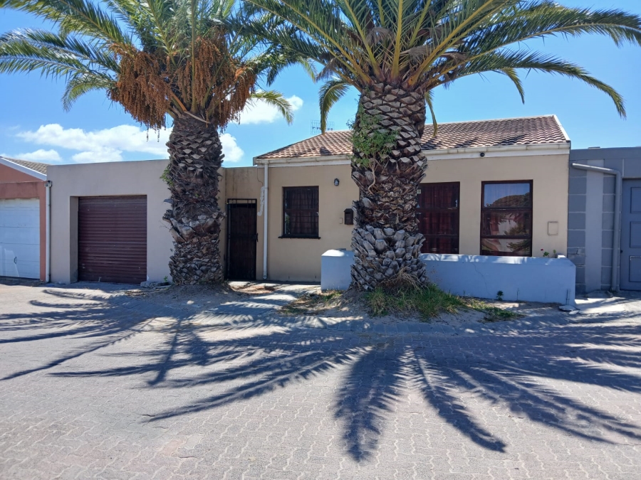 3 Bedroom Property for Sale in Silversands Western Cape